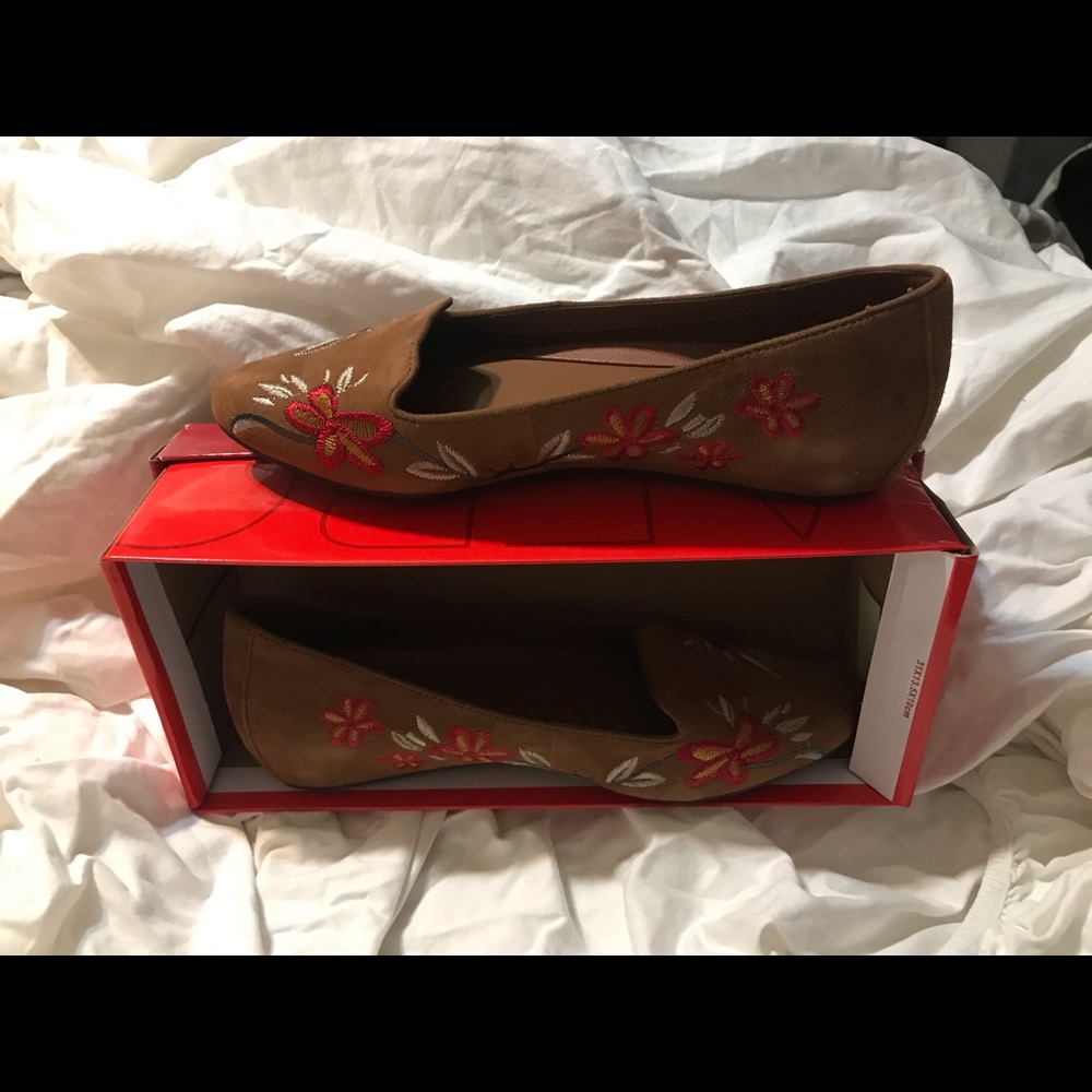 Aerosoles cosmetology tan suede